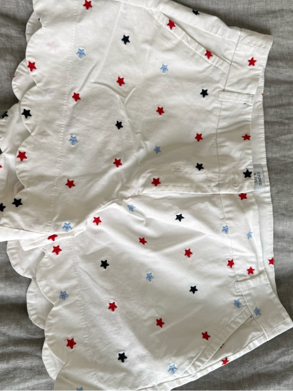 Crown & Ivy White Shorts with Red and Navy Star Embroidery size 16